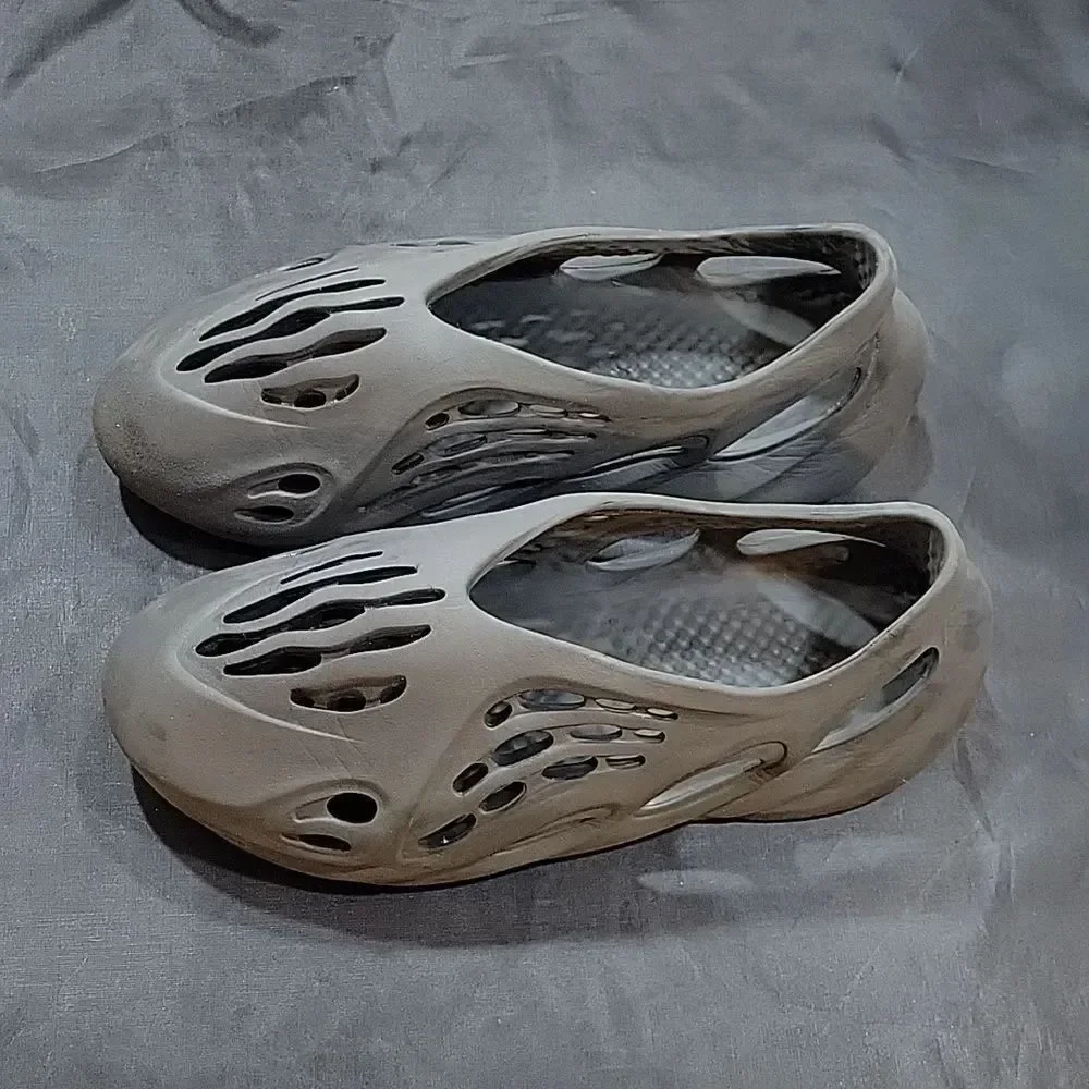 ADIDAS YEEZY FOAM RUNNER 'STONE SAGE (TD)